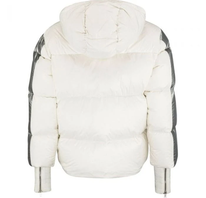 6 Hot Holiday Gifts For Her